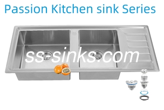 12050 手作りのキッチンステンレス鋼製ダブルボウルシンク、ドレインボード付き