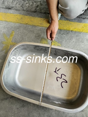 キャビネット アンダーマウントステンレス鋼 キッチンシンク 220mm 深さ シンクサプライヤーと製品の深さ 220mm