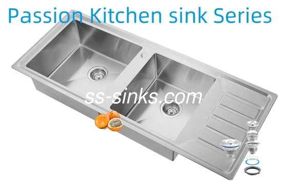 12050 手作りのキッチンステンレス鋼製ダブルボウルシンク、ドレインボード付き