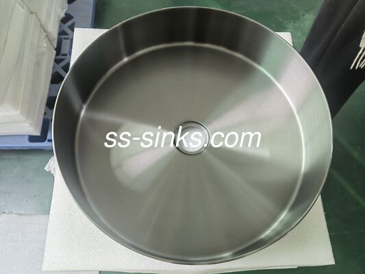 耐久性のために設計された優雅さ: 私たちの3mm304ステンレス鋼の丸い盆